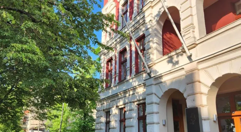 Villa Garden Dyplomat - Image 1
