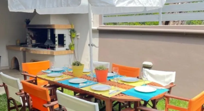 Sweet Makri Suite - Image 1