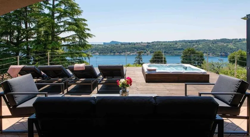 Villa Allegra Luxury Holiday House - Image 1