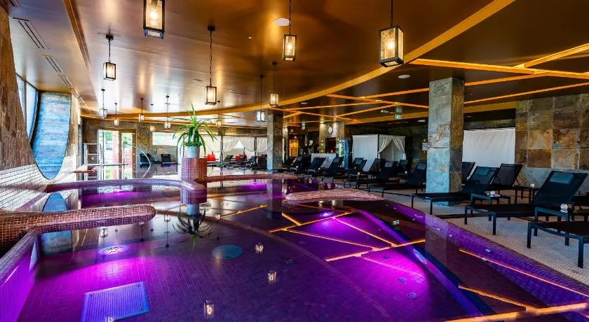 Allure Hotel & Spa - Image 1