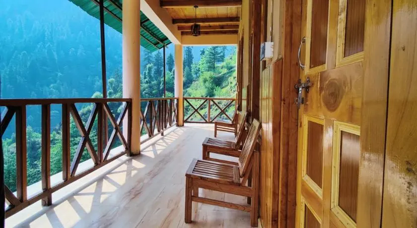 Yolo Hostel and Stays Sojha - Image 1