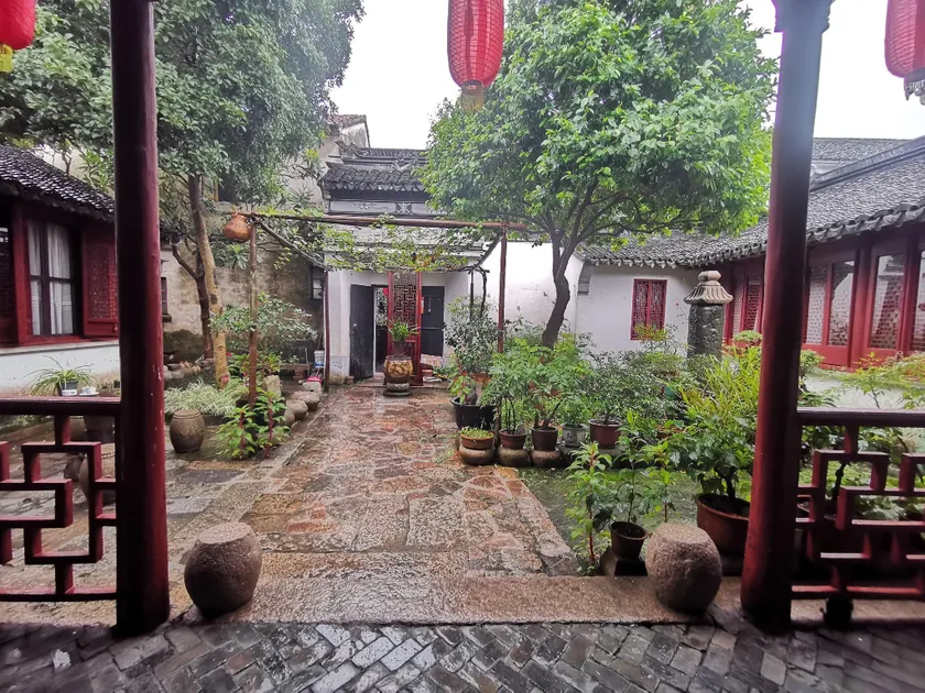 Tongli Jingyi Hall Houses Inn - Image 1