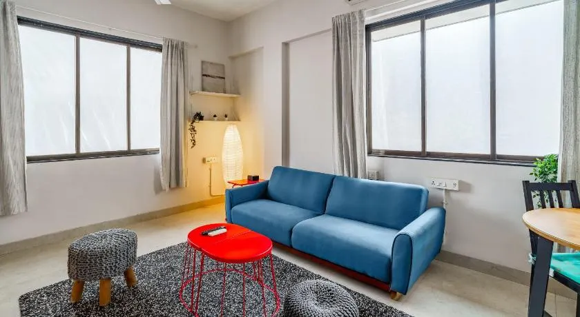 Quirky 1BHK in Bandra W by Square One Stays - Image 1