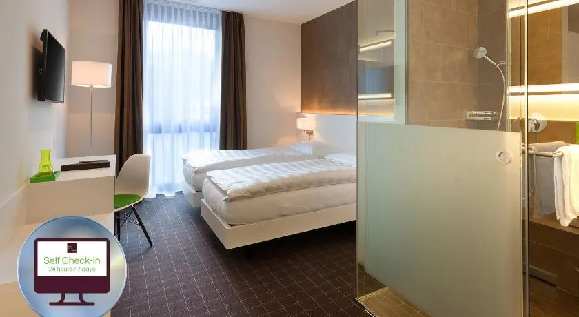 b-smart motel Sevelen - Image 1