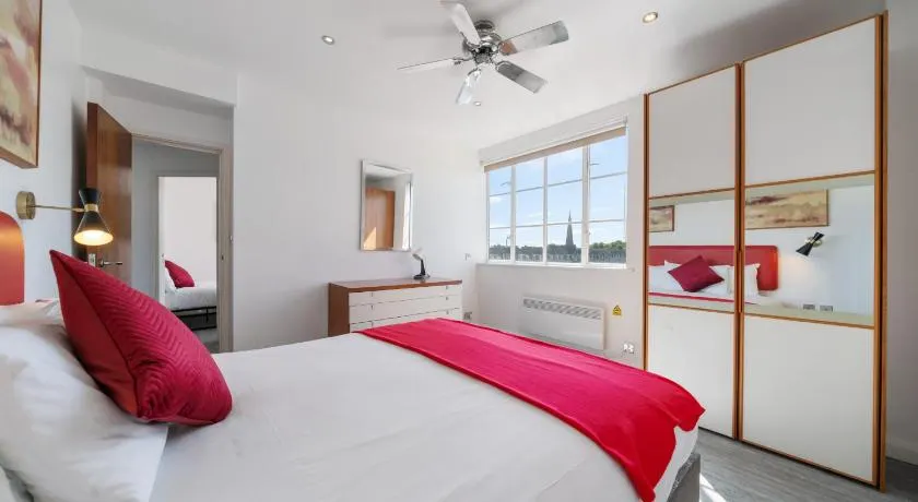 Finest Retreats - Chelsea Apartments, Deluxe Studio - Image 1