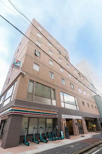 Court Hotel Fukuoka Tenjin - Image 1