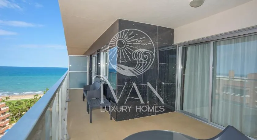 Casa Ipanema Ivan Luxury Homes 8ªPlta Norte 1ªLínea - Image 1