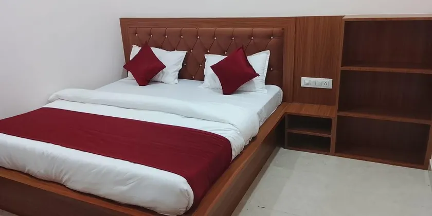 Raj Niwas Resort - Image 1
