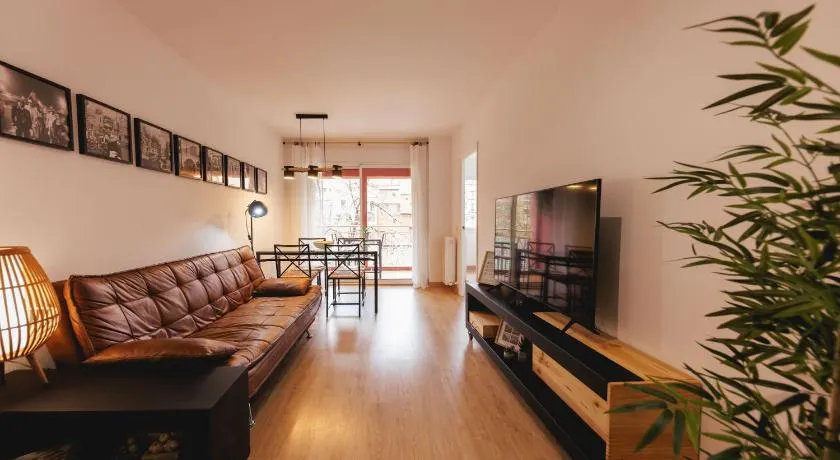 Bravissimo Pont de la Princesa, comfortable 3-bedroom apartment - Image 1