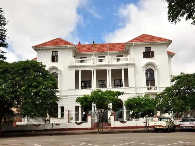 Bulawayo Club - Image 1