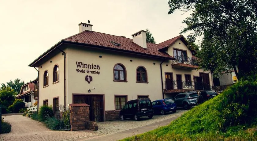 Winnica Dwie Granice Agroturystyka Przysieki - Image 1
