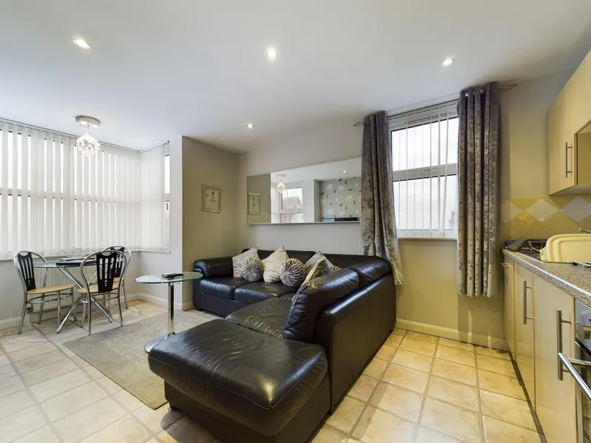 Pearl Suite - Image 1