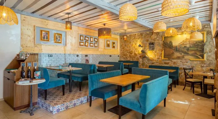Hôtel restaurant Beauséjour - Image 1
