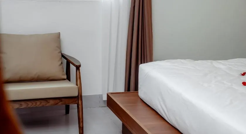 Cát Boutique Hotel - Image 1