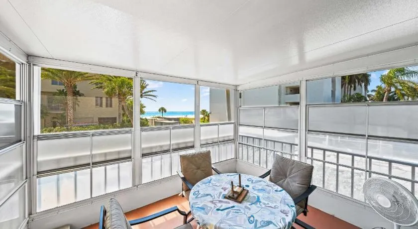 Gulf Holiday By Beachside Management - Image 1