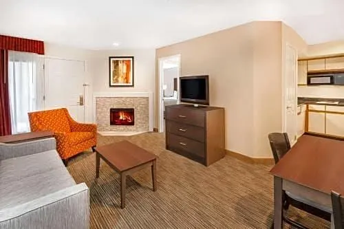 Affordable Suites Detroit-Warren - Image 1