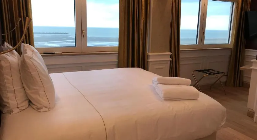 Hôtel Merveilleux Côté Mer - Image 1