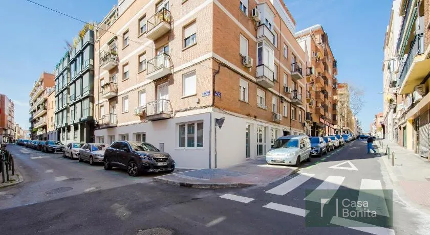 Tu Casa Bonita en Avenida América - Image 1