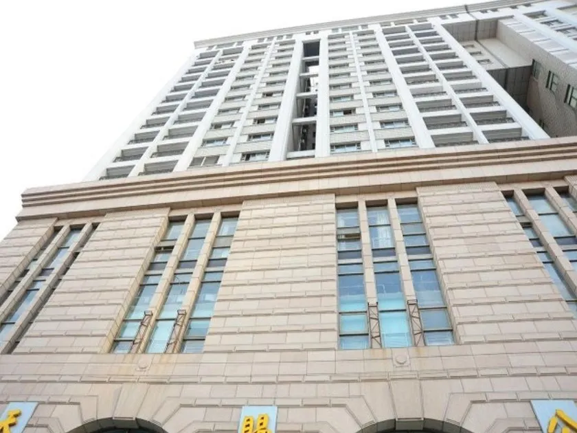 Tianci Service Apartment - Image 1