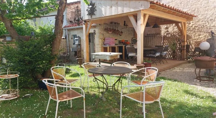 le vieux prieure - Image 1