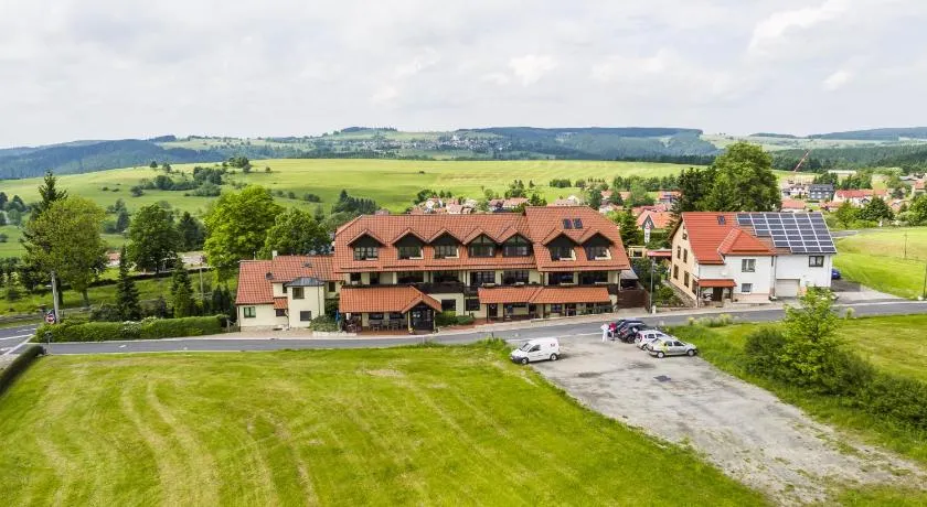Berggasthof & Hotel Kranich - Image 1