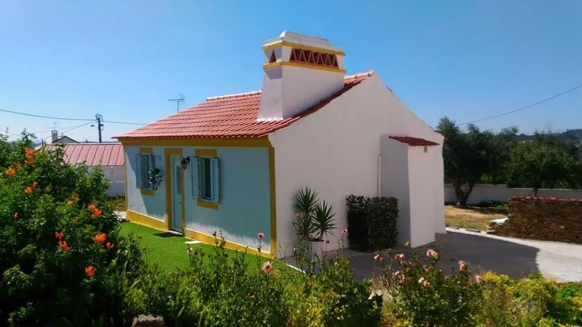 Maison avec jardin, barbecue et terrasse | Vue nature - Image 1