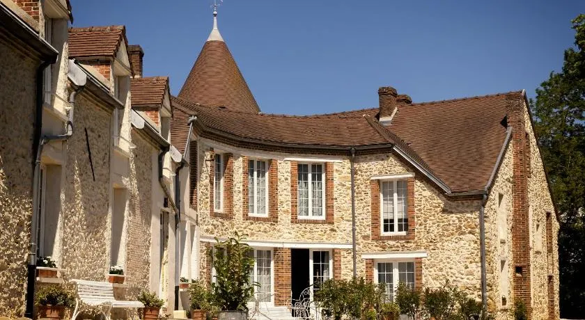 Le Petit Château - Image 1
