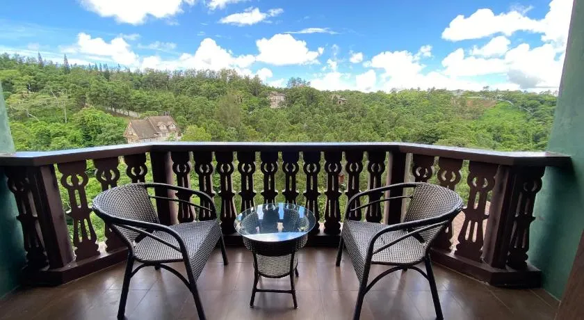 Crosswinds Nature View Suite - Image 1