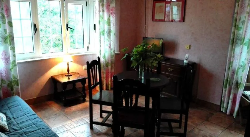 Apartamentos Los Balcones - Image 1