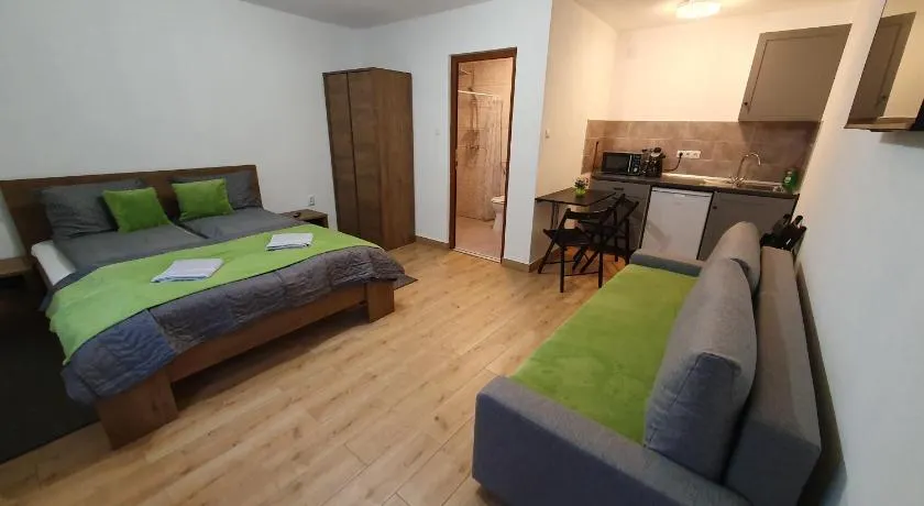 Kodaros Studio Parajd - Image 1