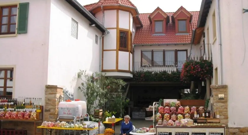 Ferienwohnungen Dehn - Image 1
