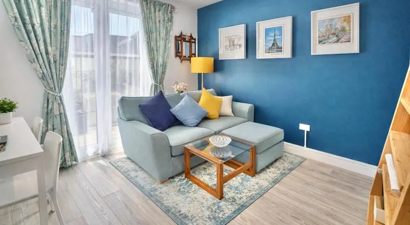 Dream Home for Dream Holiday - Close to Beach and Quay - Image 1