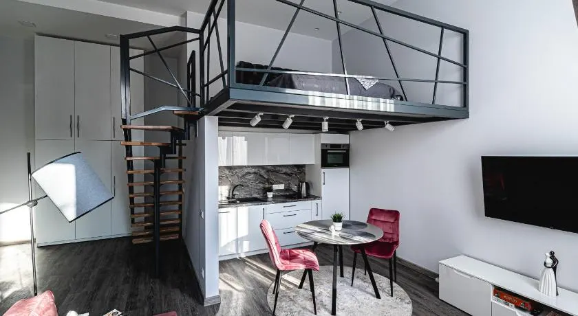 Familia Apartments - Image 1