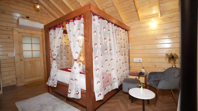 Lovely Wooden Cottage KPHB - Image 1