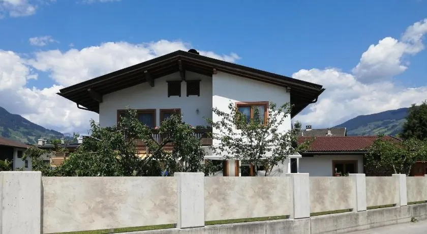 Haus-Elisabeth - Image 1