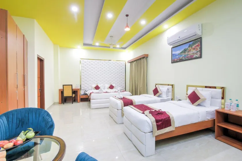 Amit House - Image 1