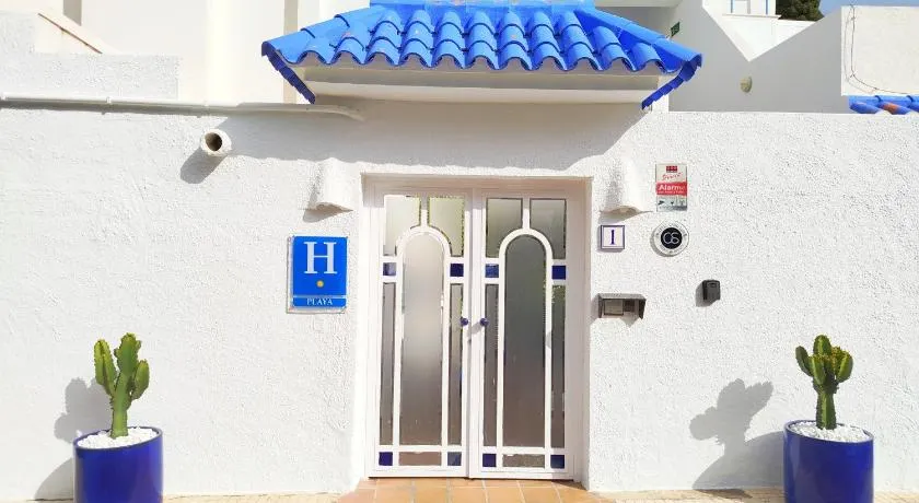 Smart Hotel Cabo Sur - Image 1