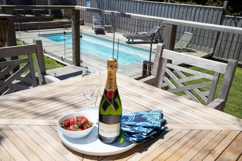 Sorrento Beach House - Perfect spot and NEW pool - Image 1