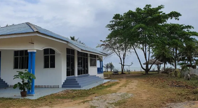 ALA Beach Lodge - Markisa Homestay - Image 1