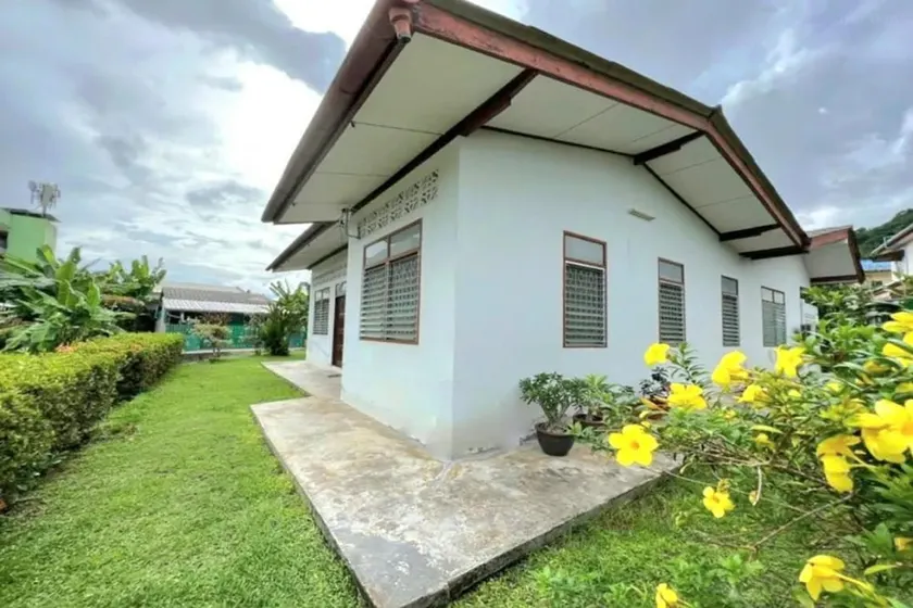 Baan Bonsuan Hill Guesthouse - Image 1