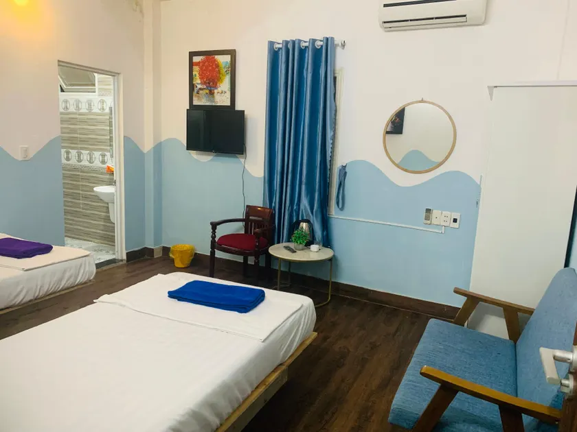 Bunk Beach Hostel - Image 1