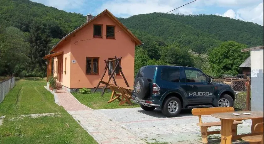 Szikla Vendégház - Image 1