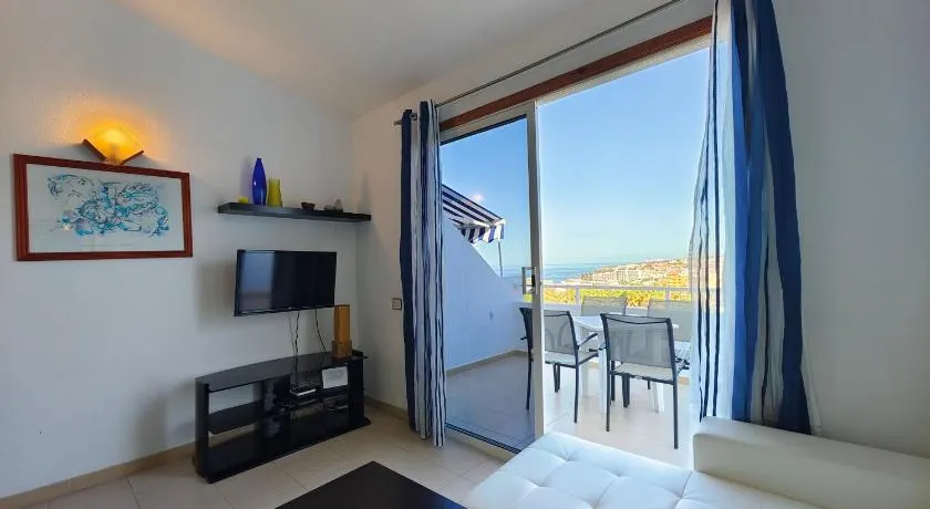 Apartment Malibu Park with Ocean view - Image 1
