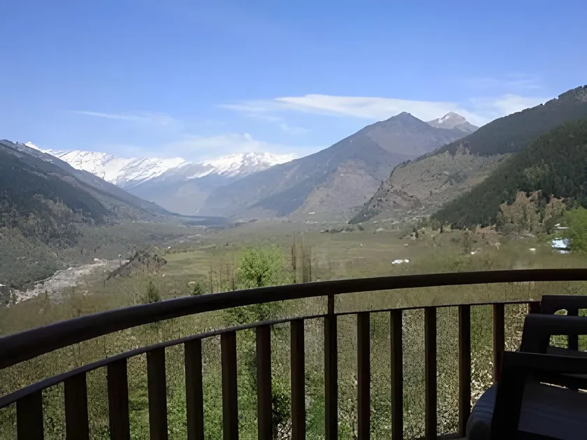 Sarthak Resorts - Image 1