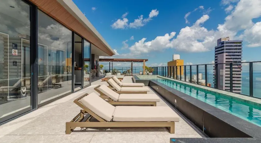 Loft Luxo Piscina Academia Vista Mar Segurança Garagem Vitoria Barra 1604 VIP - Image 1