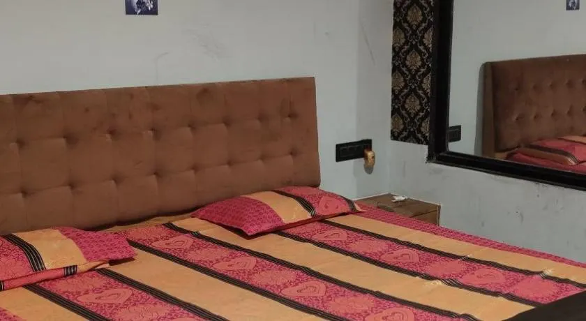 Shree Hariraj Guest House - Image 1