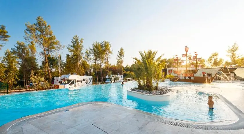 Mobile Homes Camping Santa Marina, Lanterna - Image 1