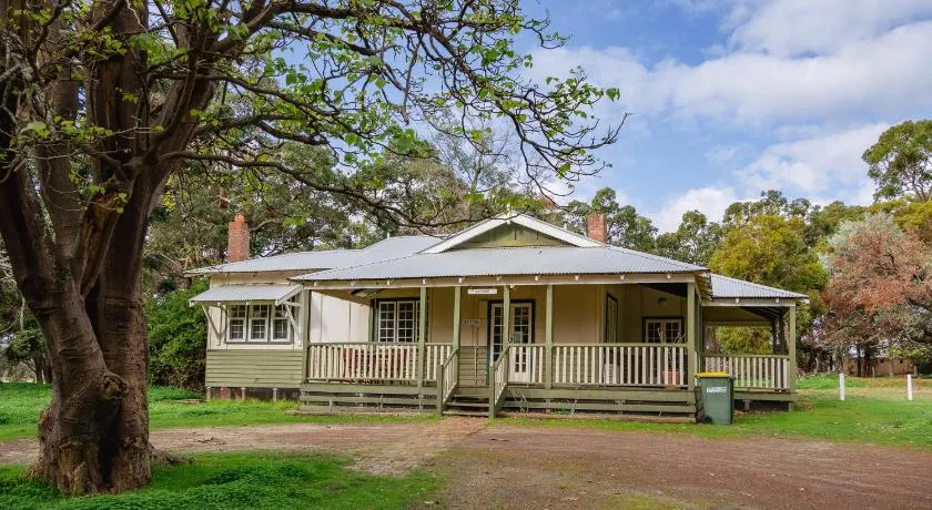 Fairbridge Village - Image 1