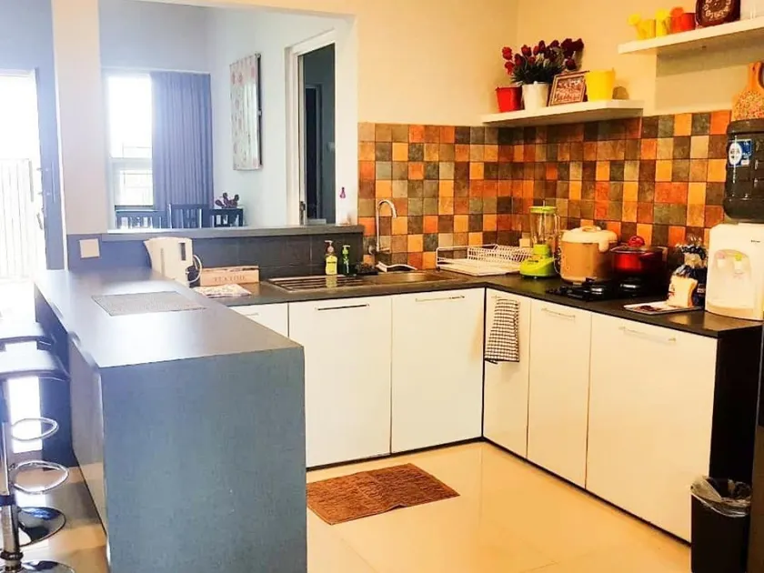 Rumah Lio - 5 Bedrooms + AC for Family & Friends - Image 1
