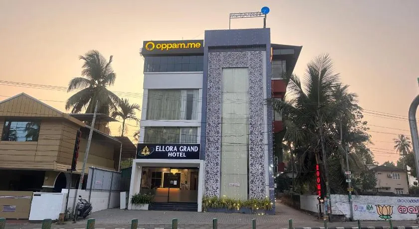 Ellora grand hotel - Image 1